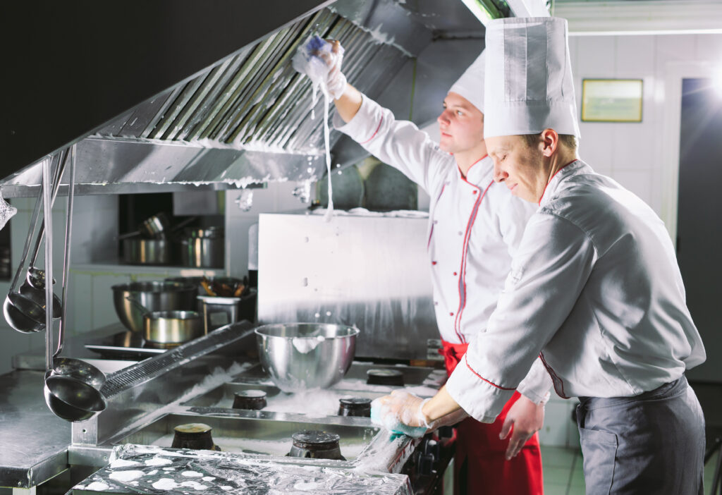 hood cleaning in restaurant